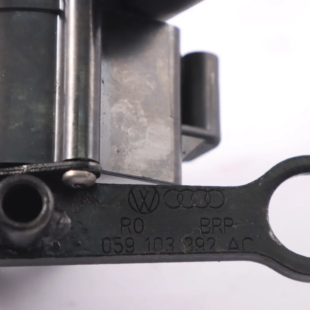 CCWA Diesel Bomba de Agua Auxiliar Adicional para Audi A5 8T 3.0 TDI con número de pieza 059121004G Audi A5 8T 3.0 TDI CCWA Diesel Bomba de Agua Auxiliar Adicional - SKU 059121004G - Número de pieza 059121004G