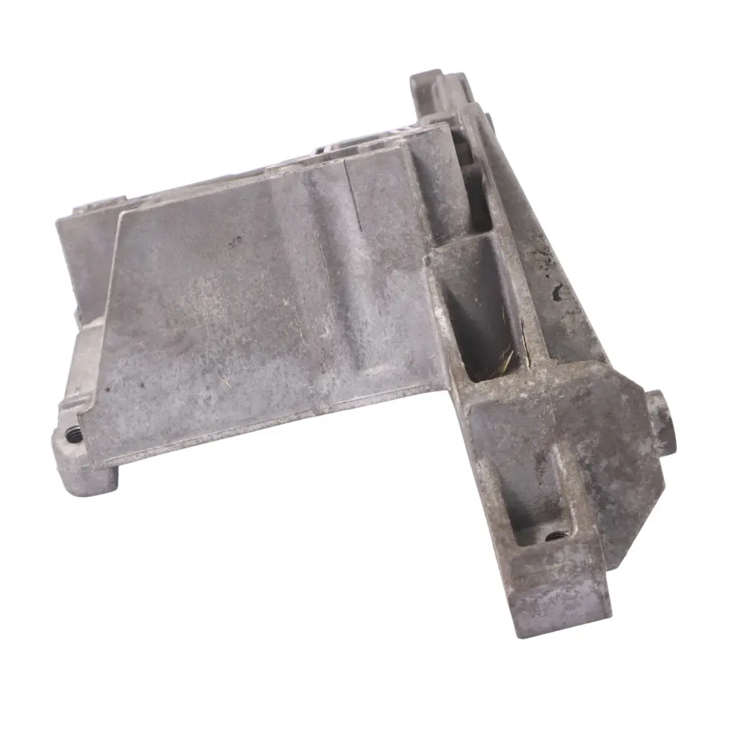 Wspornik Pompy Skrzydełkowej do Audi A5 8T o numerze 059145167AE Audi A5 8T Wspornik Pompy Skrzydełkowej - SKU 059145167AE - Numer Części 059145167AE