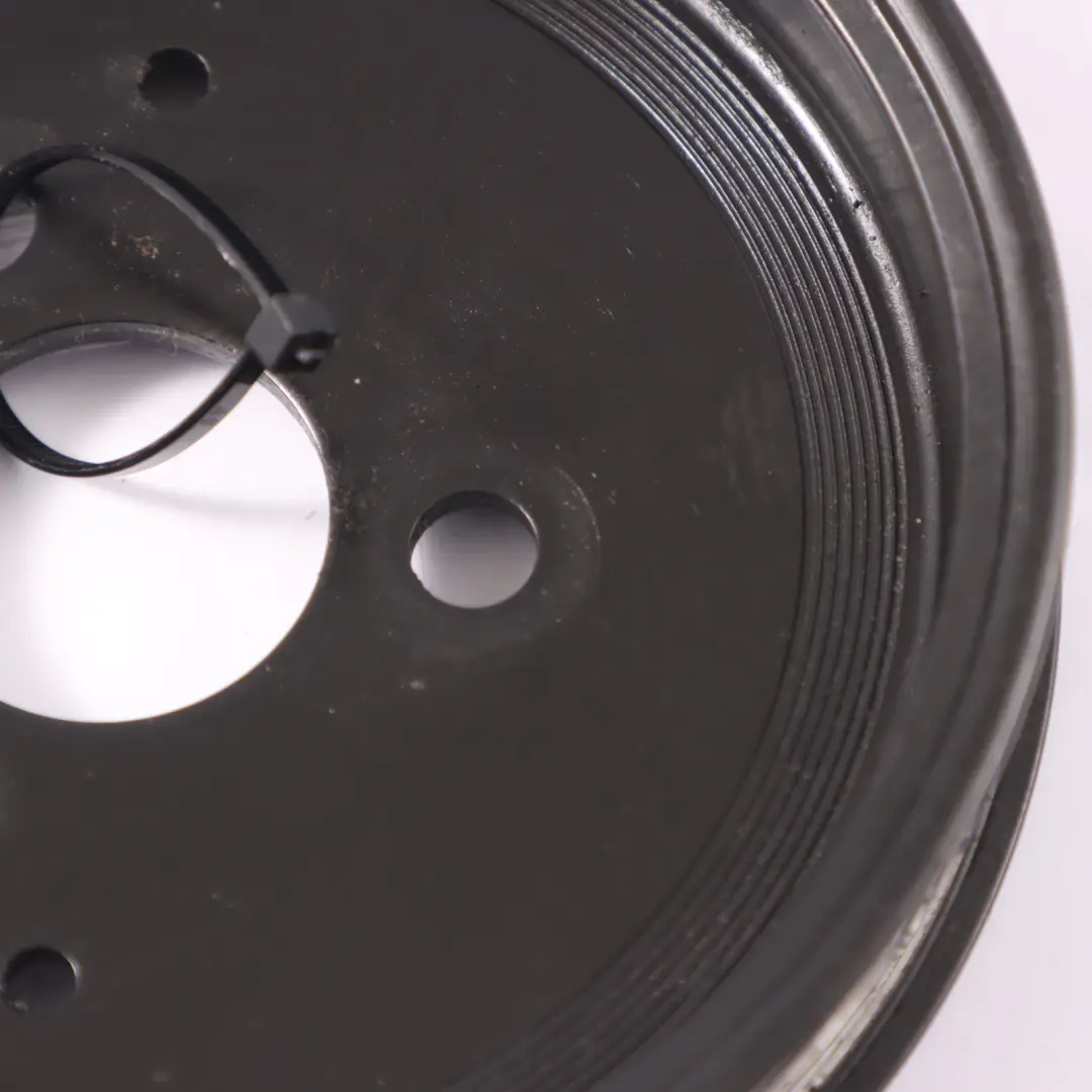 Polea de la bomba de la dirección asistida del Audi A5 8T para con número de pieza 059145255A Polea de la bomba de la dirección asistida del Audi A5 8T - SKU 059145255A - Número de pieza 059145255A