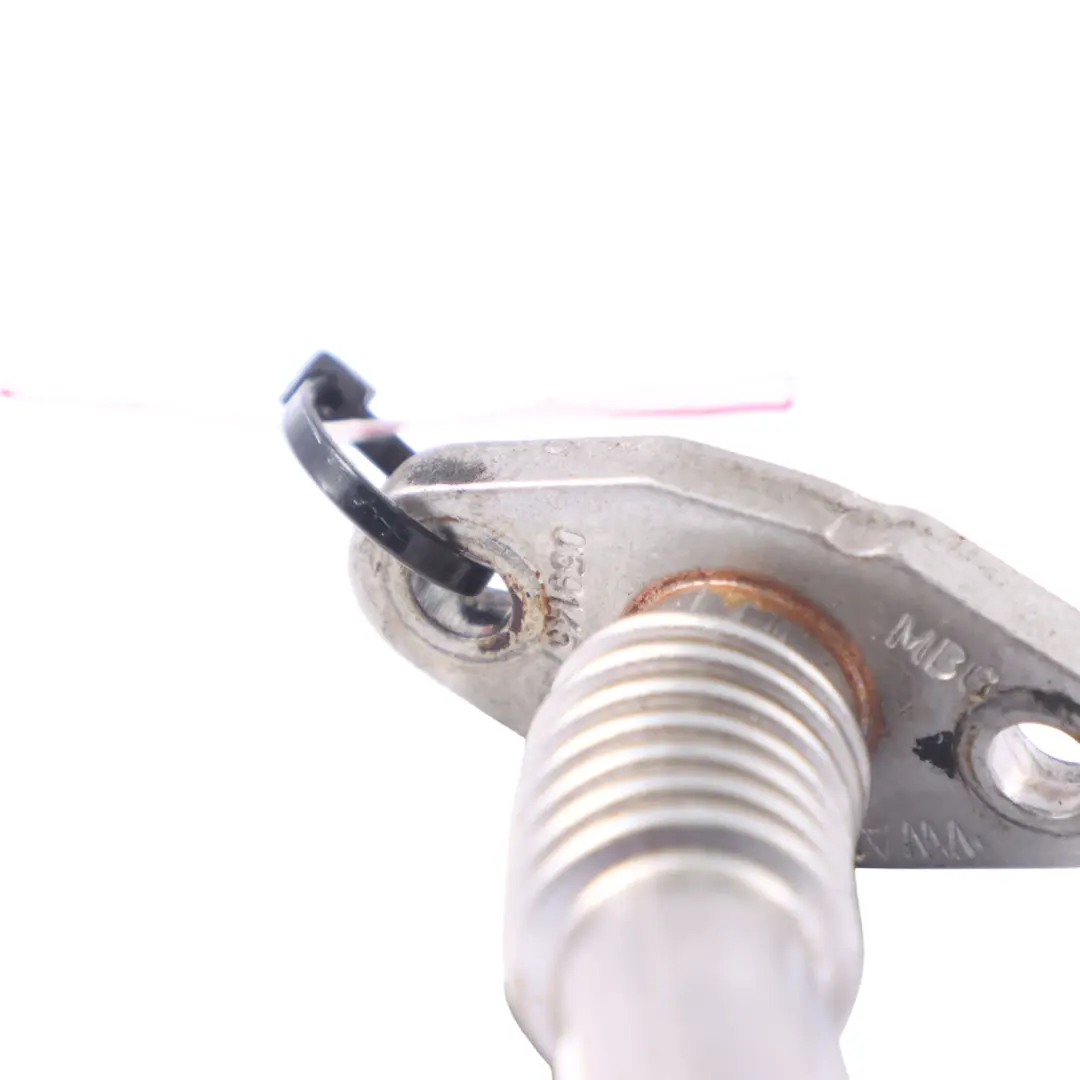 Turbina Lubricación Entrada Aceite Alimentación Tubería para Audi A5 8T con número de pieza 059145736D Audi A5 8T Turbina Lubricación Entrada Aceite Alimentación Tubería - SKU 059145736D - Número de pieza 059145736D