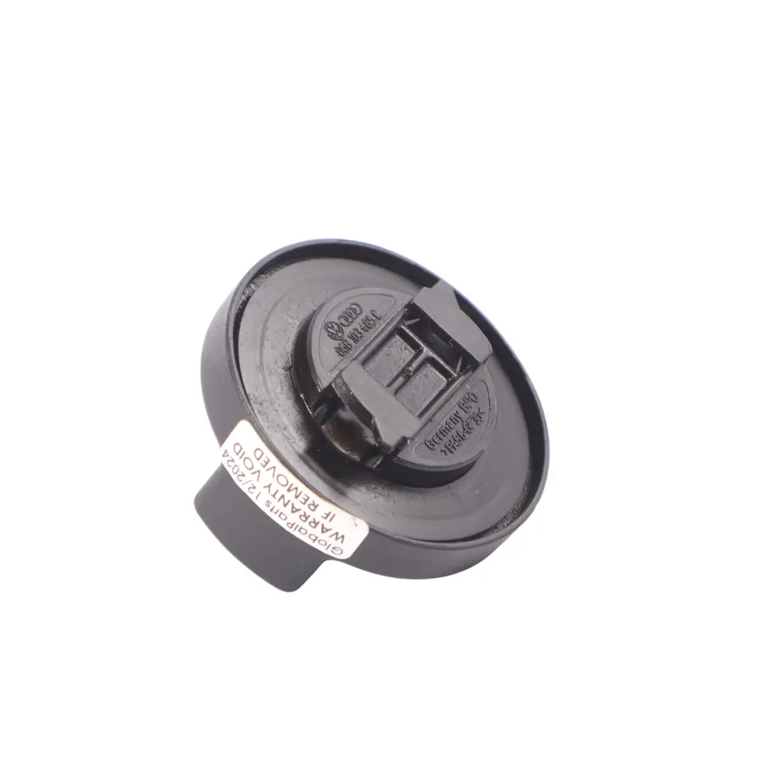 Mk3 Engine Oil Filler Cap to Seat Ibiza with Part number 06B103485C Seat Ibiza Mk3 Engine Oil Filler Cap - SKU 06B103485C - Part number 06B103485C