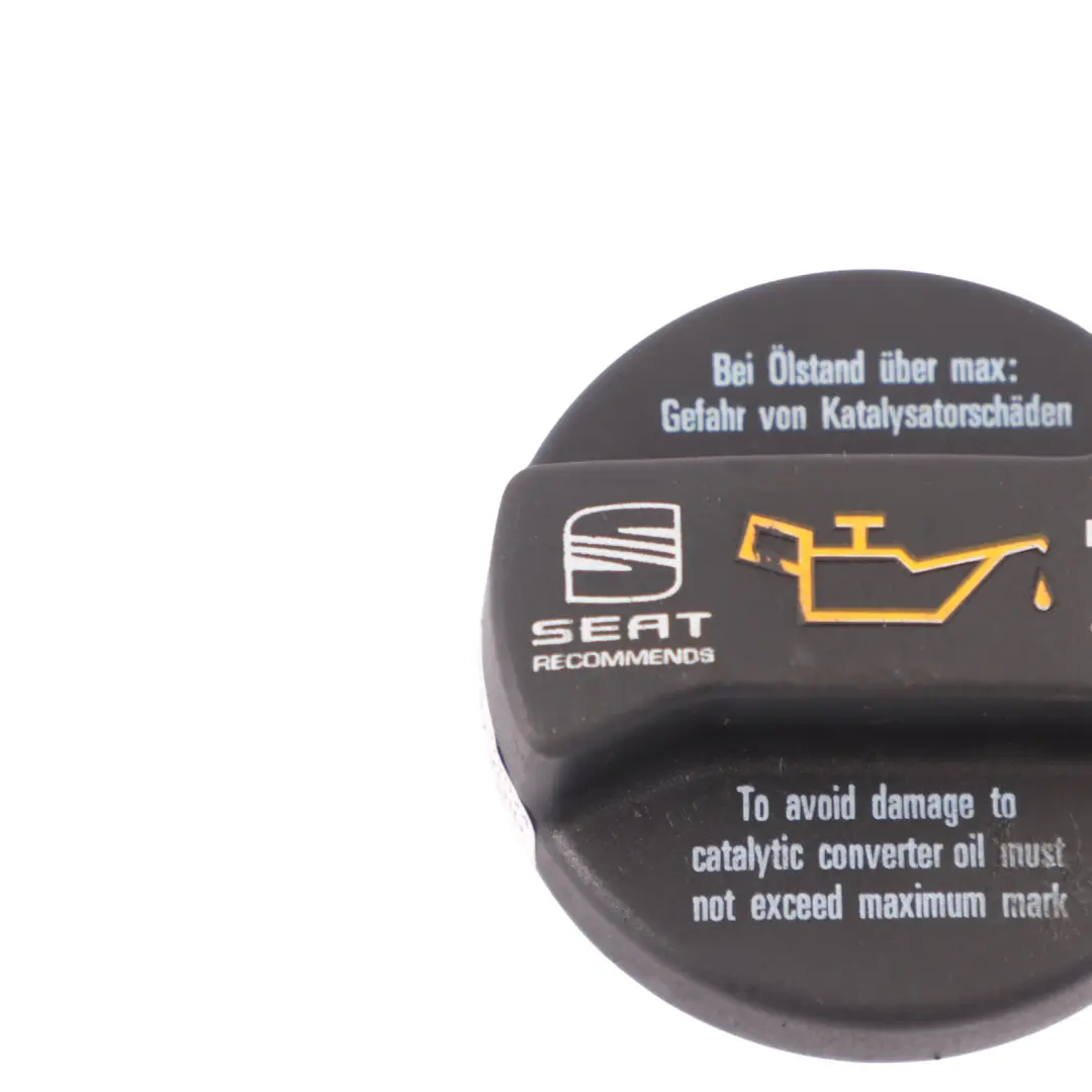 Mk3 Tappo di riempimento olio motore per Seat Ibiza con numero di parte 06B103485C Seat Ibiza Mk3 Tappo di riempimento olio motore - SKU 06B103485C - Numero di parte 06B103485C