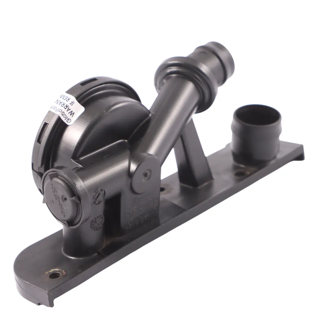 VW Volkswagen Golf 5 2.0 TFSI BWA Soupape de pression du carter 06F129101D - SKU 06F129101L - Numéro de pièce 06F129101L