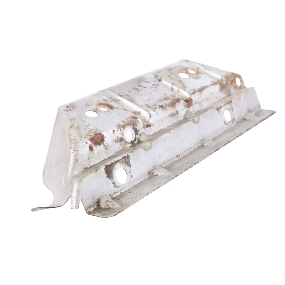 BWA Placa protectora del colector de escape 06F129597C para VW Golf 5 2.0 TFSI con número de pieza 06F129597F VW Golf 5 2.0 TFSI BWA Placa protectora del colector de escape 06F129597C - SKU 06F129597F - Número de pieza 06F129597F