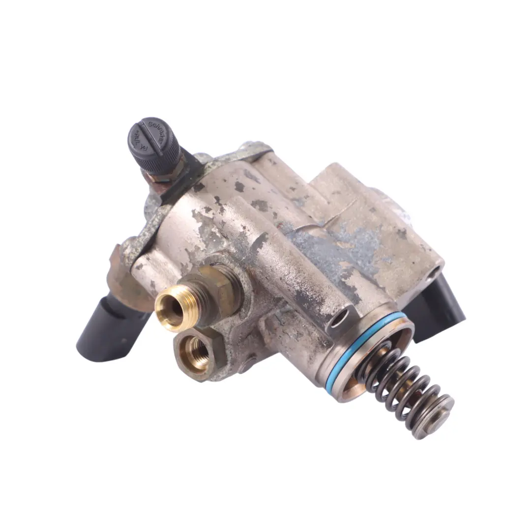 BWA Benzina Pompa Carburante Alta Pressione per Volkswagen Golf 5 2.0 TSI con numero di parte 06F127025K Volkswagen Golf 5 2.0 TSI BWA Benzina Pompa Carburante Alta Pressione - SKU 06F127025K - Numero di parte 06F127025K