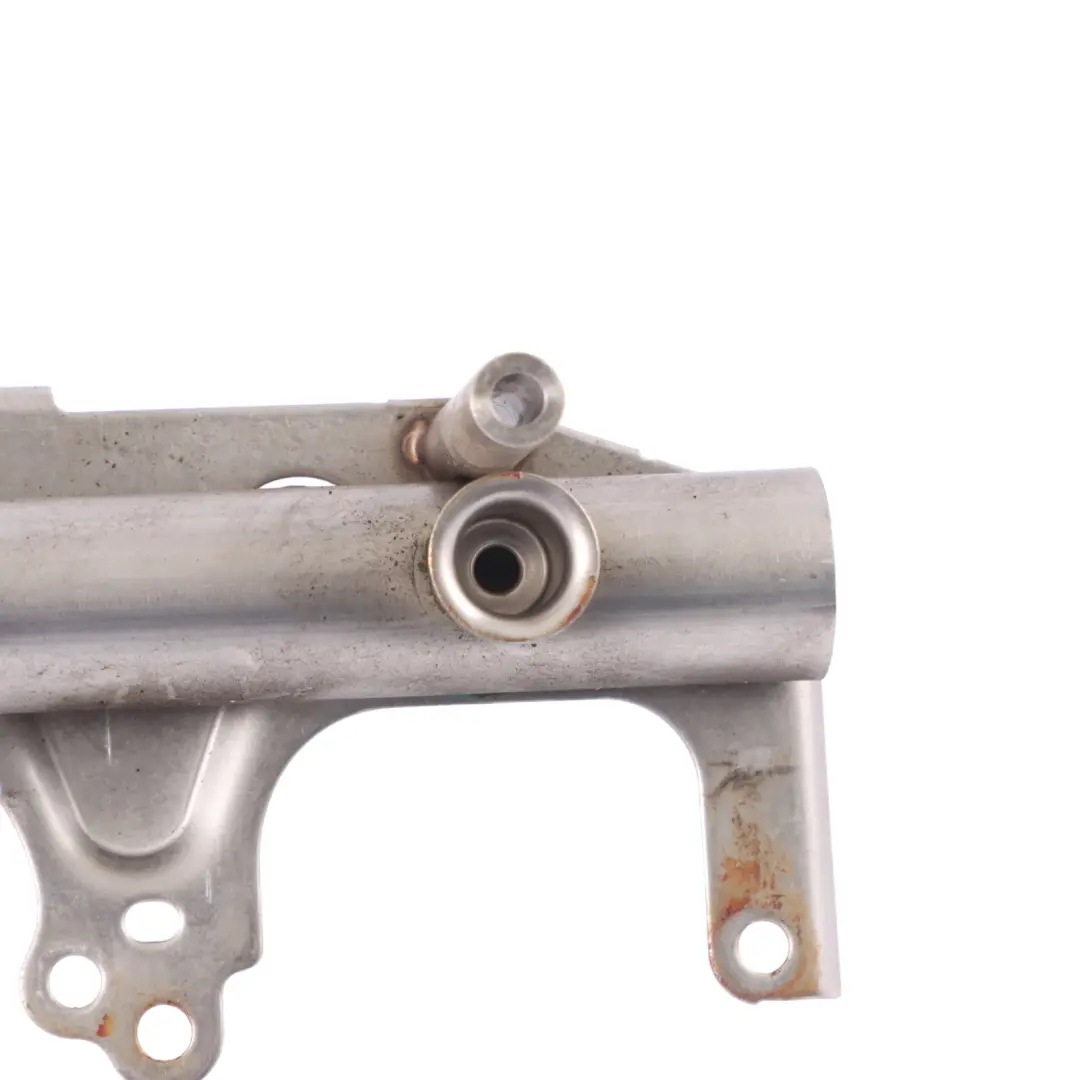 VW Volkswagen Golf 5 2.0 TFSI BWA Injection de carburant Rail bande - SKU 06F133317G - Numéro de pièce 06F133317G