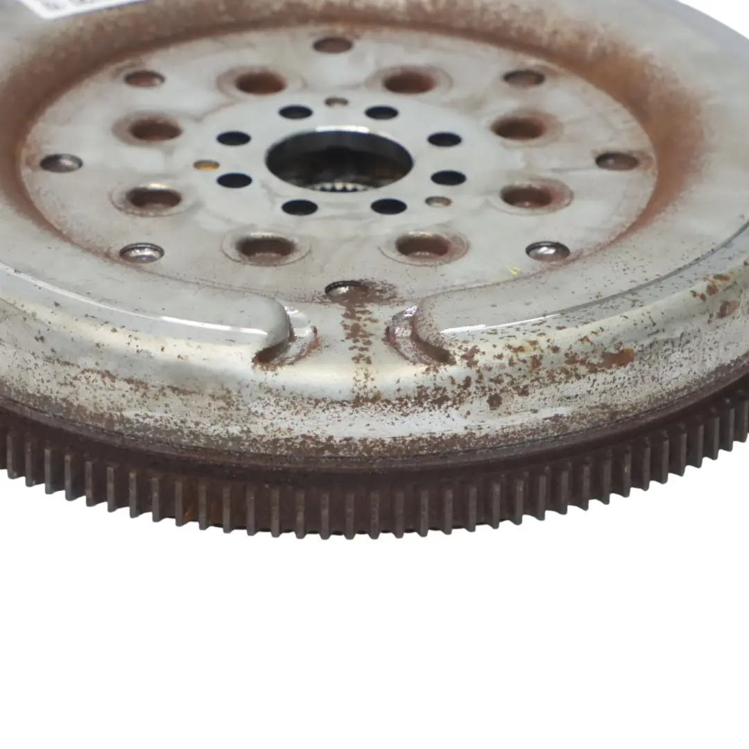 Dwumasowe koło zamachowe do Volkswagen Tiguan 5N Audi Q3 8U o numerze 06J105266AQ Volkswagen Tiguan 5N Audi Q3 8U Dwumasowe koło zamachowe - SKU 06J105266AQ - Numer Części 06J105266AQ