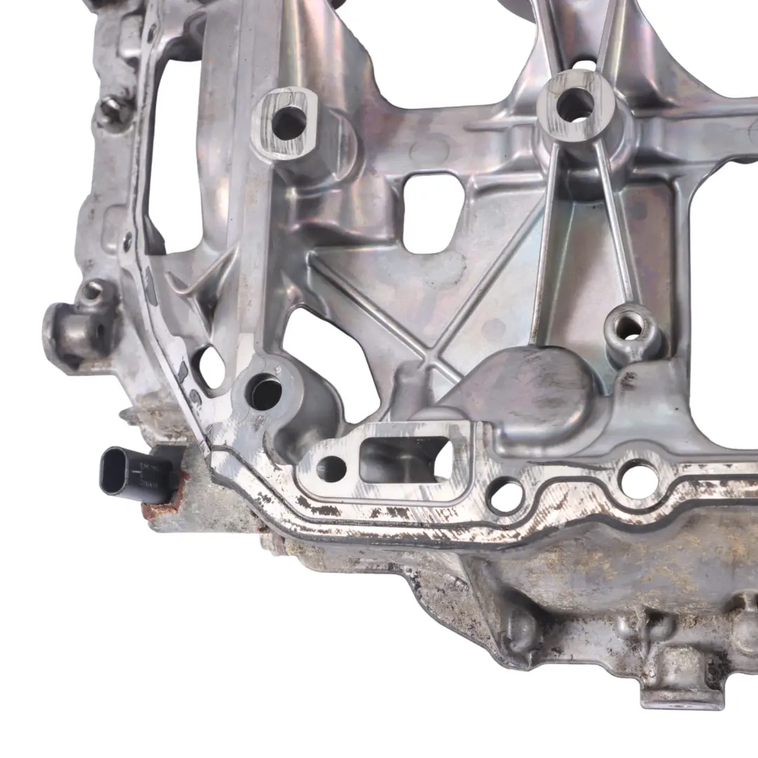 Benzin Motor Oberer Teil Öl Wanne für Audi S3 8V 2.0 TFSI DJHA mit Teilenummer 06K103603BL Audi S3 8V 2.0 TFSI DJHA Benzin Motor Oberer Teil Öl Wanne - SKU 06K103603BL - Teilenummer 06K103603BL