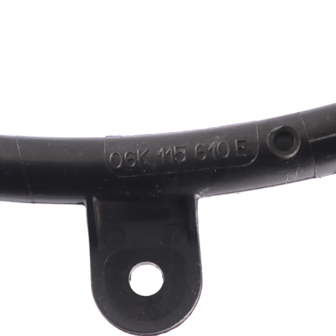 Tube de jauge d'huile pour Audi S3 8V 2.0 TFSI DJHA à propos du numéro de pièce 06K115610E Audi S3 8V 2.0 TFSI DJHA Tube de jauge d'huile - SKU 06K115610E - Numéro de pièce 06K115610E