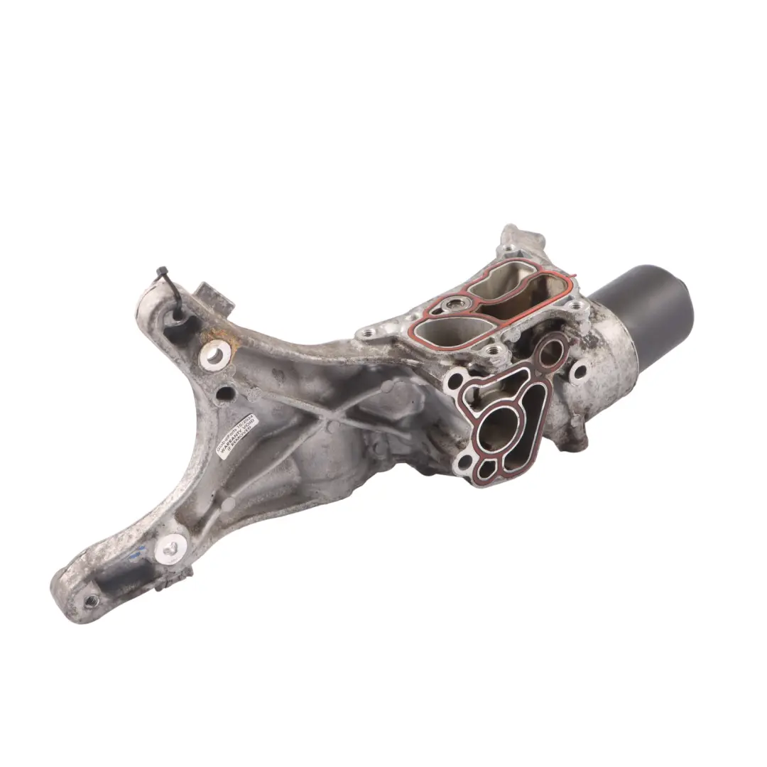 Podstawa Filtra Oleju do Audi S3 8V 2.0 TFSI DJHA o numerze 06L903143D Audi S3 8V 2.0 TFSI DJHA Podstawa Filtra Oleju - SKU 06L903143D - Numer Części 06L903143D