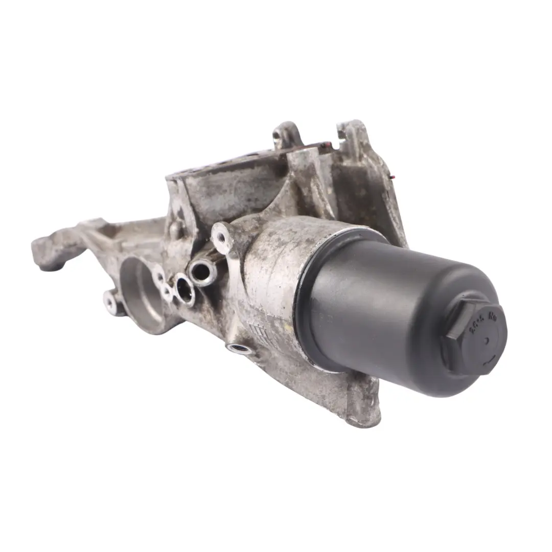 Audi S3 8V 2.0 TFSI DJHA Boîtier de filtre à huile - SKU 06L903143D - Numéro de pièce 06L903143D