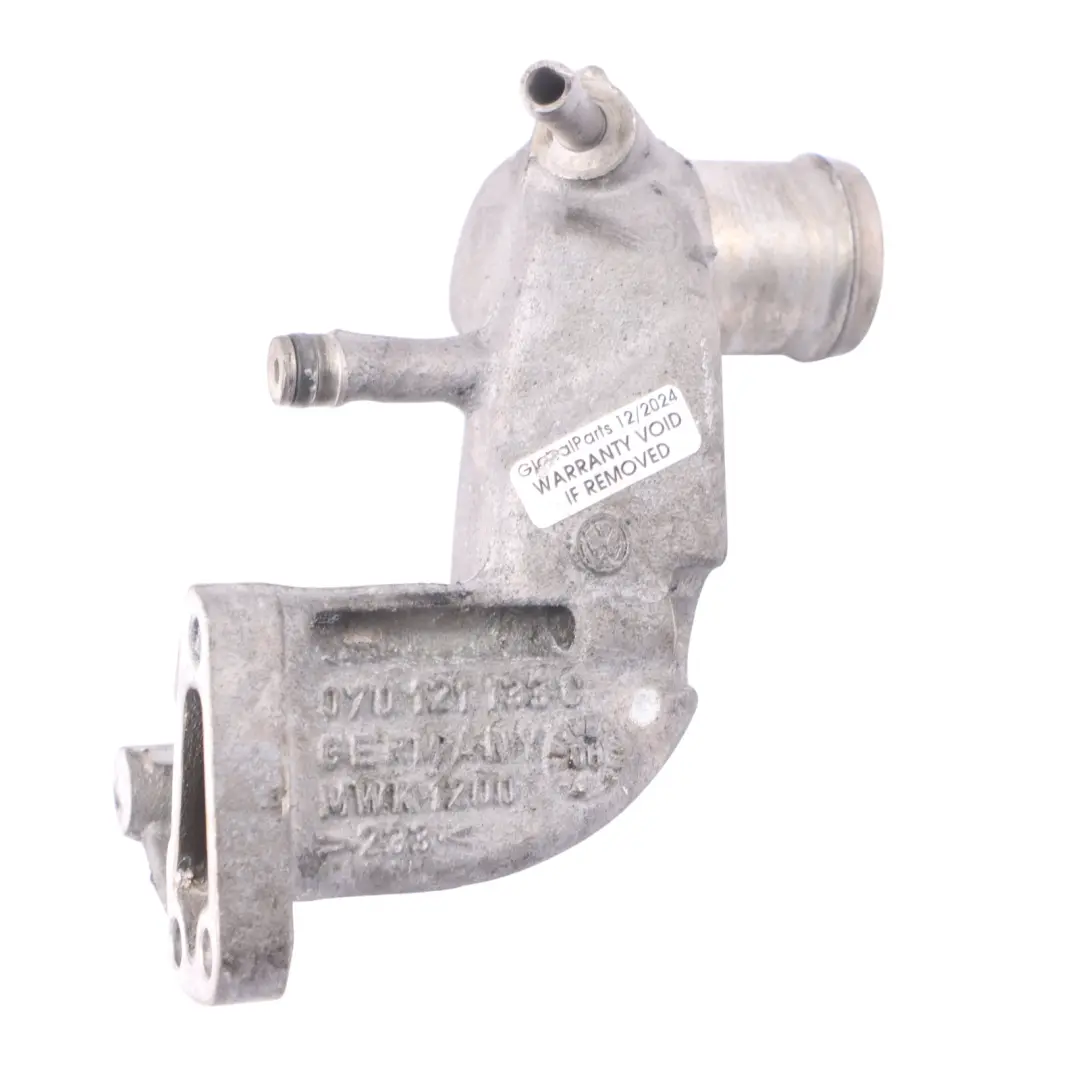 BPE Rura Wody Płynu Chłodzącego do Volkswagen Touareg 2.5 TDI o numerze 070121131E Volkswagen Touareg 2.5 TDI BPE Rura Wody Płynu Chłodzącego - SKU 070121131E - Numer Części 070121131E