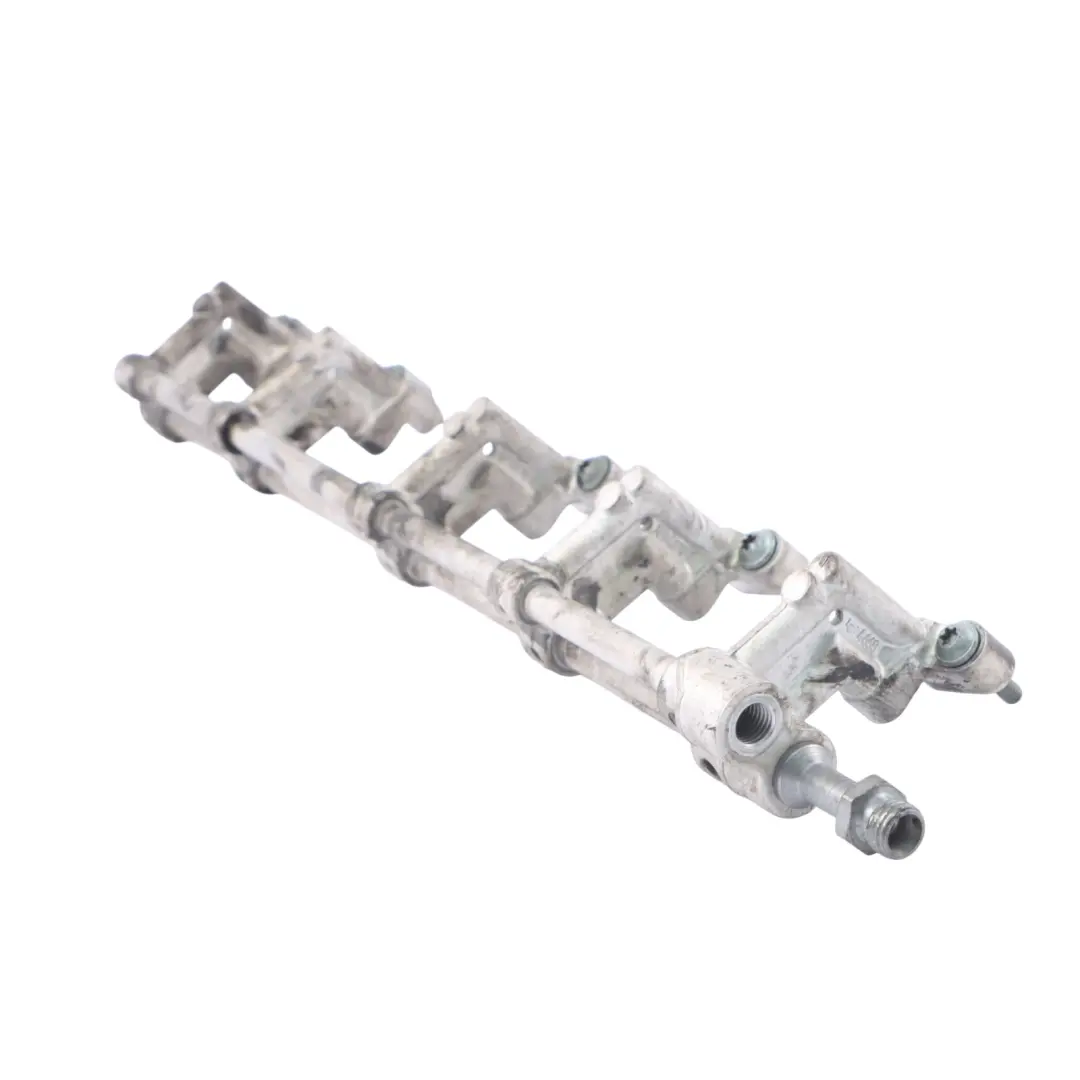 Rail to Volkswagen Touareg Transporter 2.5 TDI Fuel Injection with Part number 070133317C Volkswagen Touareg Transporter 2.5 TDI Fuel Injection Rail - SKU 070133317C - Part number 070133317C