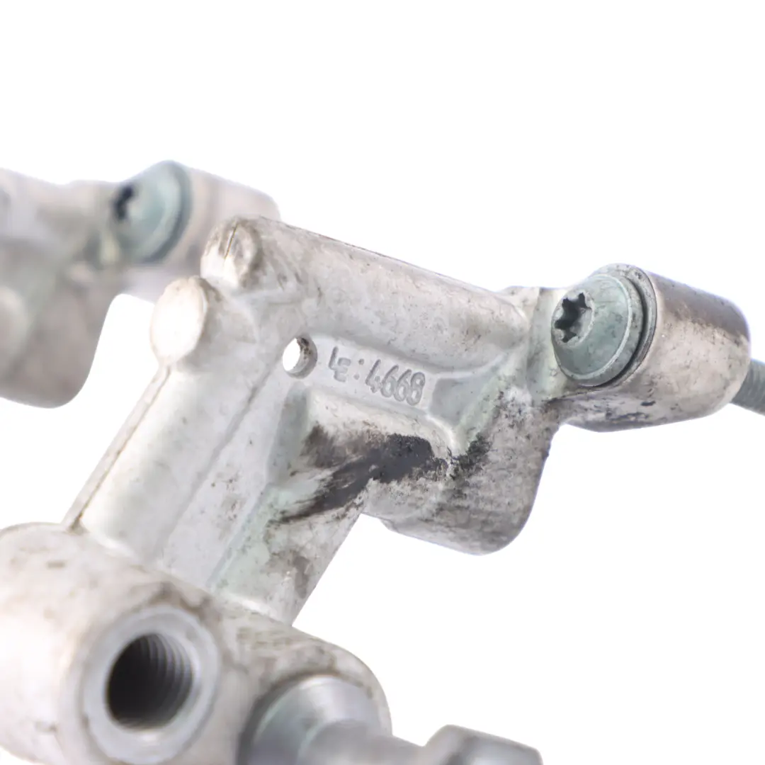 Rail to Volkswagen Touareg Transporter 2.5 TDI Fuel Injection with Part number 070133317C Volkswagen Touareg Transporter 2.5 TDI Fuel Injection Rail - SKU 070133317C - Part number 070133317C