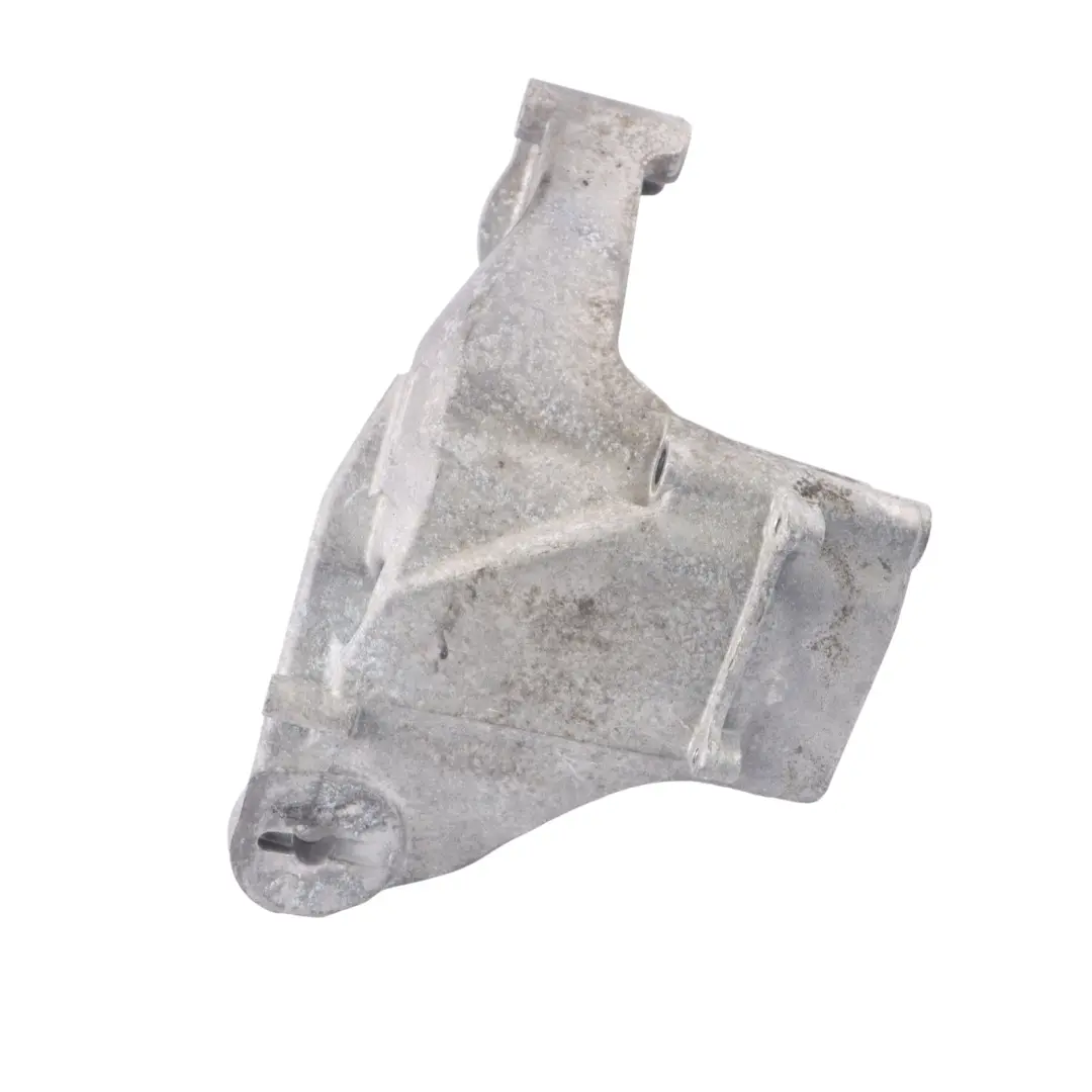 Volkswagen Touareg 7L 2.5 TDI Diesel Engine Mount Bracket Left N/S - SKU 070199307B - Part number 070199307B