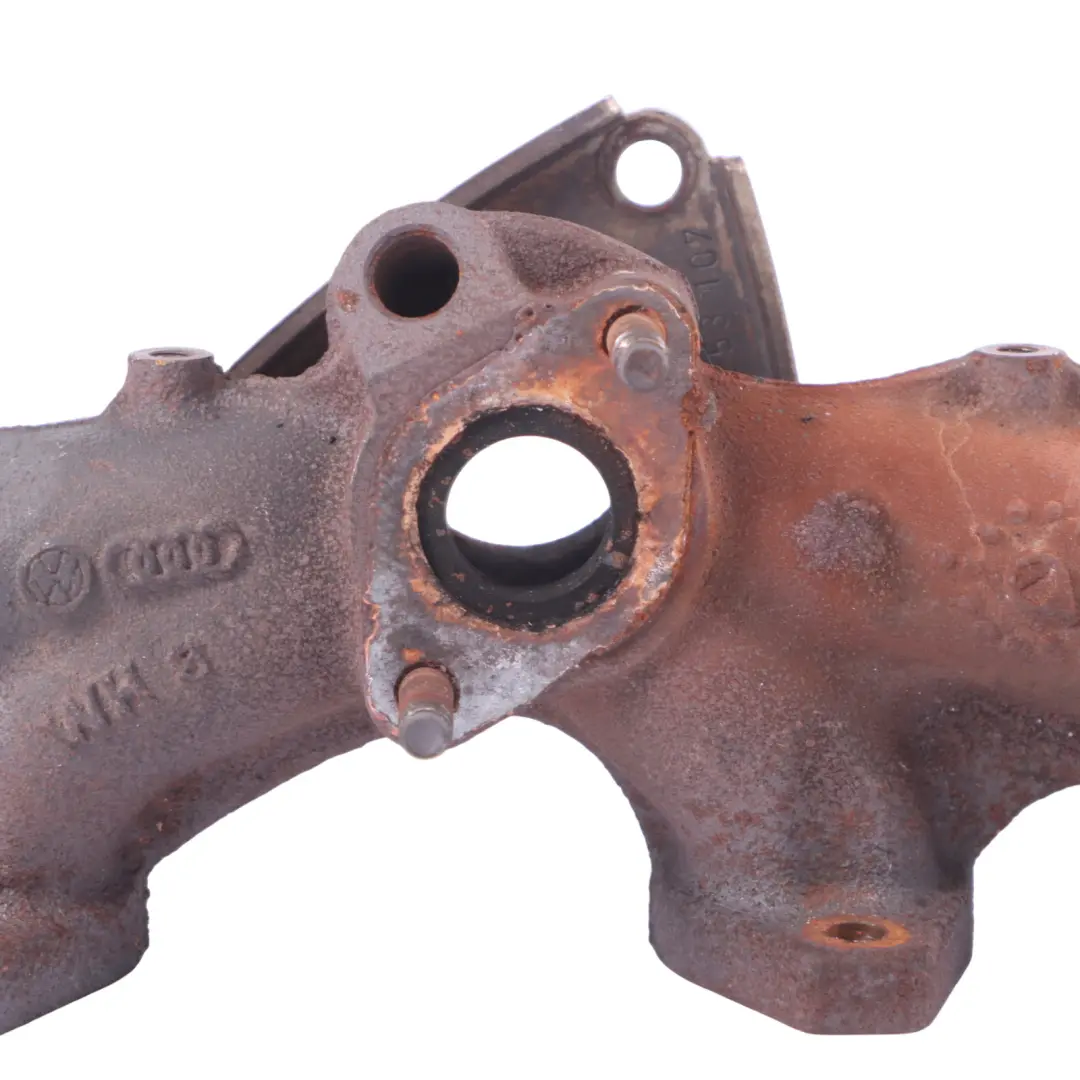 Volkswagen Touareg Transporter 2.5 TDI Diesel Exhaust Manifold 070253033F - SKU 070253031F - Part number 070253031F
