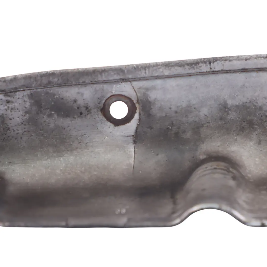 Exhaust Manifold Cover Plate to Volkswagen Touareg Transporter 2.5 TDI with Part number 070253037A Volkswagen Touareg Transporter 2.5 TDI Exhaust Manifold Cover Plate - SKU 070253037A - Part number 070253037A