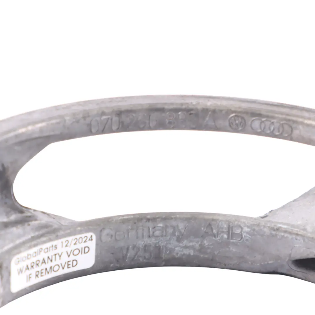 Support compresseur climatisation pour Volkswagen Transporter 2.5 TDI à propos du numéro de pièce 070260885A Volkswagen Transporter 2.5 TDI Support compresseur climatisation - SKU 070260885A - Numéro de pièce 070260885A