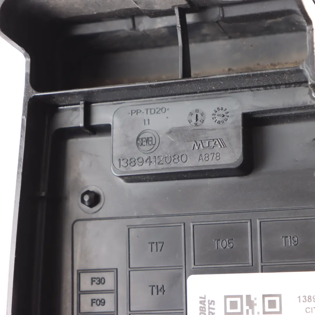 Citroen Relay Peugeot Boxer Fuse Box Relay Cover Lid Unit Trim to with Part number 1389412080 Citroen Relay Peugeot Boxer Fuse Box Relay Cover Lid Unit Trim - SKU 1389412080 - Part number 1389412080