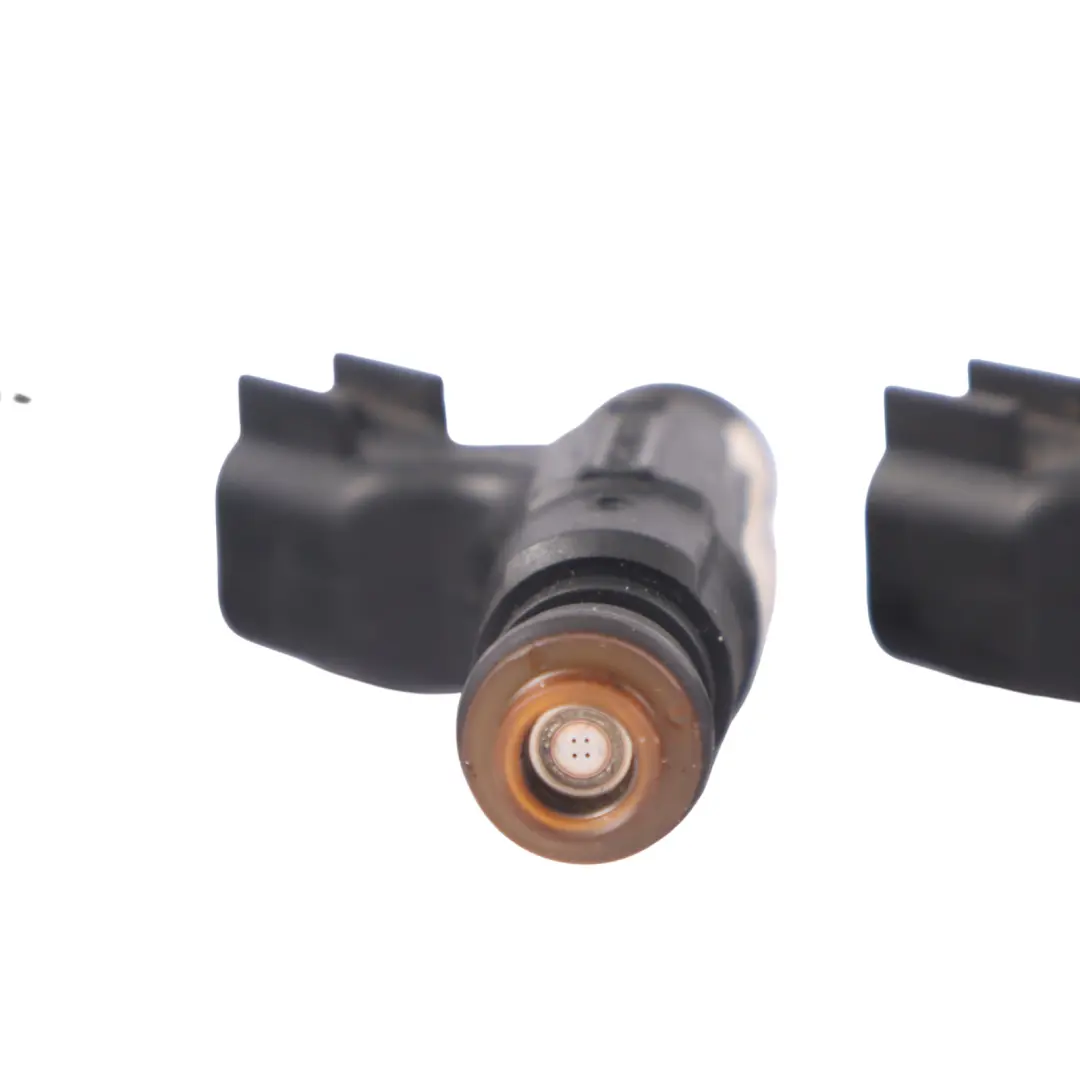 Válvula de tubo de inyección de gasolina 1353 para Mini R50 R52 W10 con número de pieza 1487607 Mini R50 R52 W10 Válvula de tubo de inyección de gasolina 1353 - SKU 1487607-1 - Número de pieza 1487607