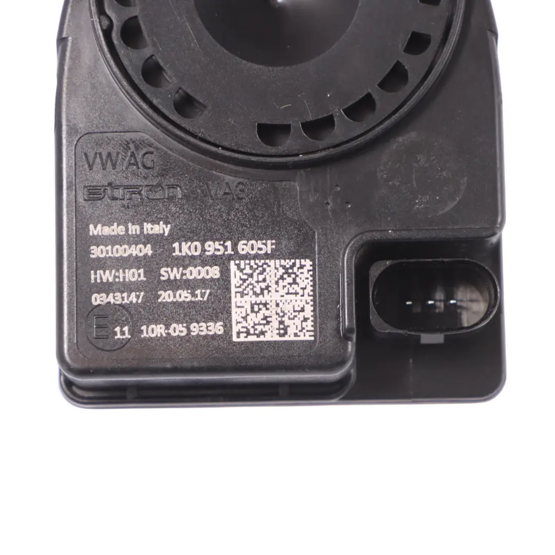 Alarme Sirène Audi Q3 8U A1 FL VW Golf Touran Sirène Antivol pour à propos du numéro de pièce 1K0951605F Alarme Sirène Audi Q3 8U A1 FL VW Golf Touran Sirène Antivol - SKU 1K0951605F - Numéro de pièce 1K0951605F