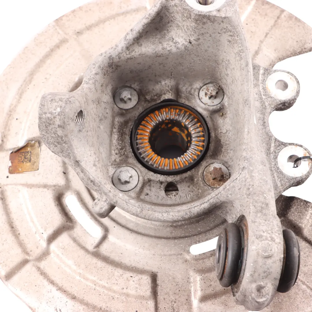 BMW F12 F13 Soporte Rueda Trasera Derecha Suspensión Rueda Cubo Montaje - SKU 2284146 - Número de pieza 2284146