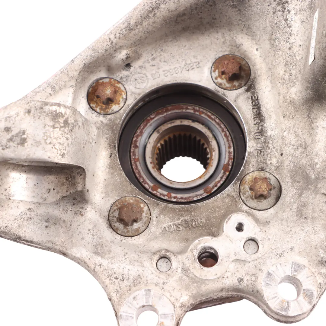 BMW F80 M3 F82 M4 Zwrotnica Zawieszenia Koła Tylna Prawa 2284882 - SKU 2284796 - Numer Części 2284796