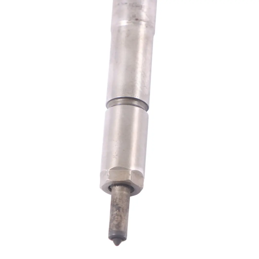 1NDTV iniettore carburante ugello per Toyota Yaris 2 1.4 D-4D Diesel con numero di parte 23670-33010 Toyota Yaris 2 1.4 D-4D Diesel 1NDTV iniettore carburante ugello - SKU 23670-33010 - Numero di parte 23670-33010