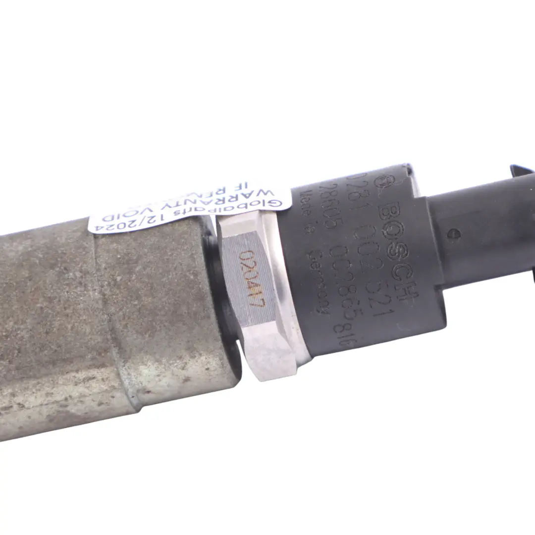 Mk1 1.4 1NDTV Diesel Fuel Injection Rail to Toyota Yaris with Part number 23810-33010 Toyota Yaris Mk1 1.4 1NDTV Diesel Fuel Injection Rail - SKU 23810-33010 - Part number 23810-33010