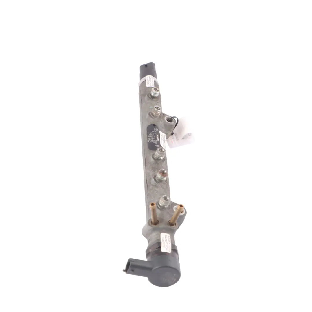 Mk1 1.4 1NDTV Diesel Kraftstoffeinspritzleiste für Toyota Yaris mit Teilenummer 23810-33010 Toyota Yaris Mk1 1.4 1NDTV Diesel Kraftstoffeinspritzleiste - SKU 23810-33010 - Teilenummer 23810-33010