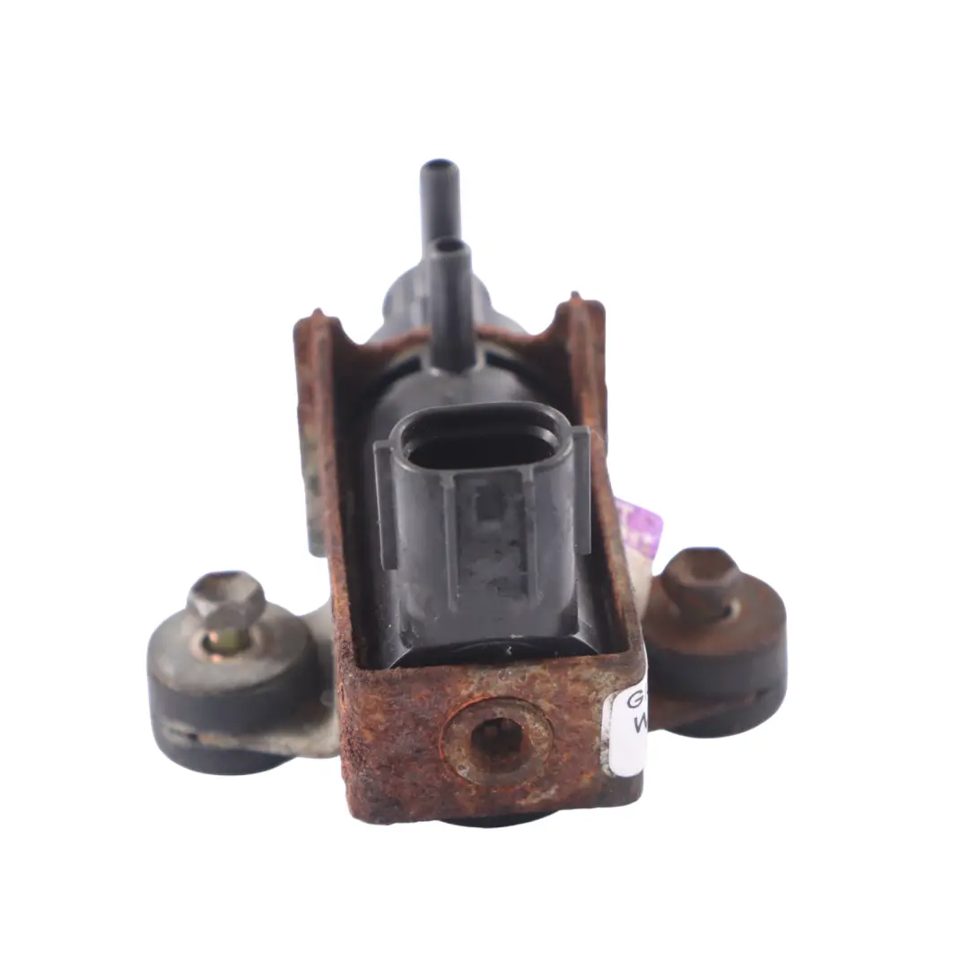 Regulating Valve Vacuum Boost Sensor to Toyota Yaris with Part number 25819-33010 Toyota Yaris Regulating Valve Vacuum Boost Sensor - SKU 25819-33010 - Part number 25819-33010