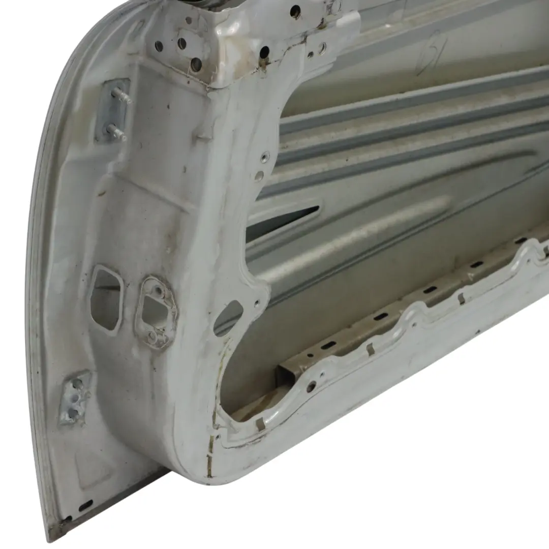 Puerta Delantera Derecha White Silver Metallic - A62 para Mini Cooper R55 R56 R57 R58 con número de pieza 2755936 Mini Cooper R55 R56 R57 R58 Puerta Delantera Derecha White Silver Metallic - A62 - SKU 2755936-WS - Número de pieza 2755936