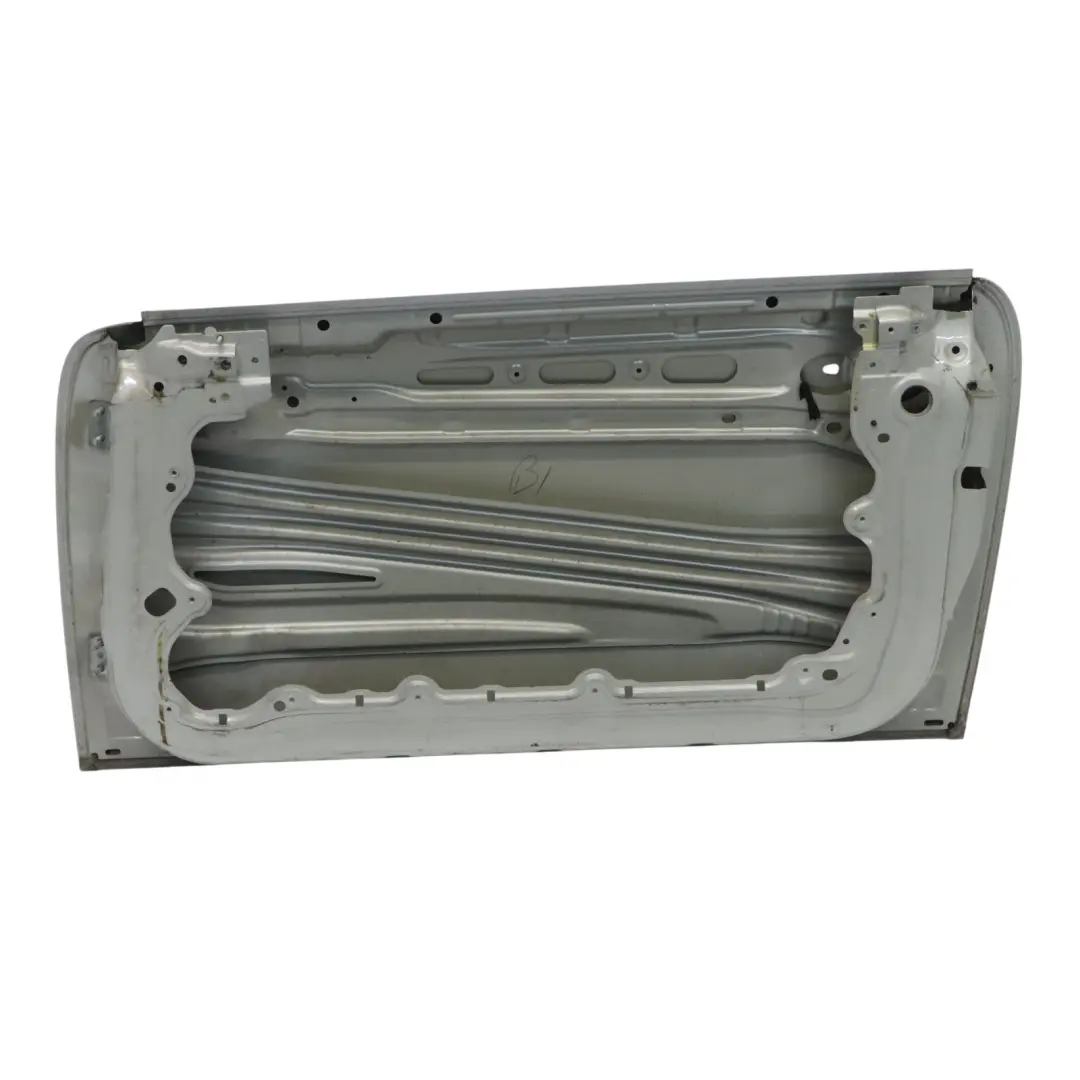 Door Front Right O/S White Silver Metallic - A62 to Mini R55 R56 R57 R58 with Part number 2755936 Mini R55 R56 R57 R58 Door Front Right O/S White Silver Metallic - A62 - SKU 2755936-WS - Part number 2755936