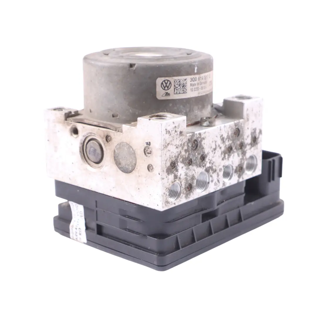 Audi A3 8V ABS Pump Control Modulator Hydraulic Unit Module - SKU 3Q0907379Q - Part number 3Q0907379Q