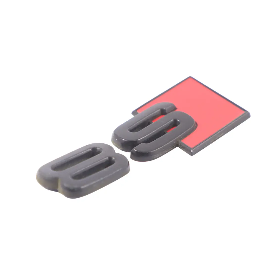 Heckklappe Kofferraum Emblem Abzeichen S8 Schriftzug Label für Audi S8 D3 mit Teilenummer 4D0853735A Audi S8 D3 Heckklappe Kofferraum Emblem Abzeichen S8 Schriftzug Label - SKU 4D0853735A - Teilenummer 4D0853735A