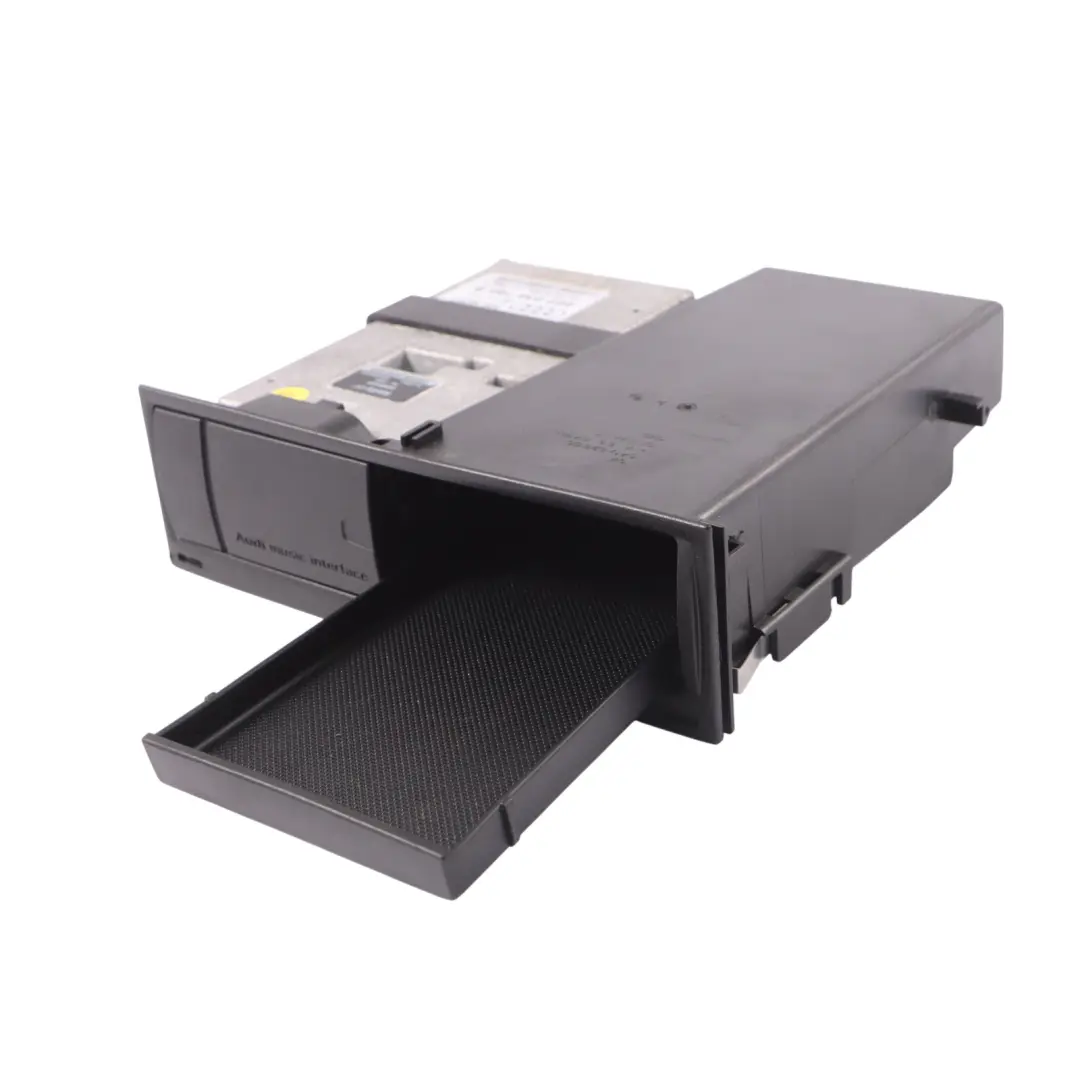 Moduł Czytnik Interface do Audi Q7 4L o numerze 4E0035785B Audi Q7 4L Moduł Czytnik Interface - SKU 4E0035785B - Numer Części 4E0035785B