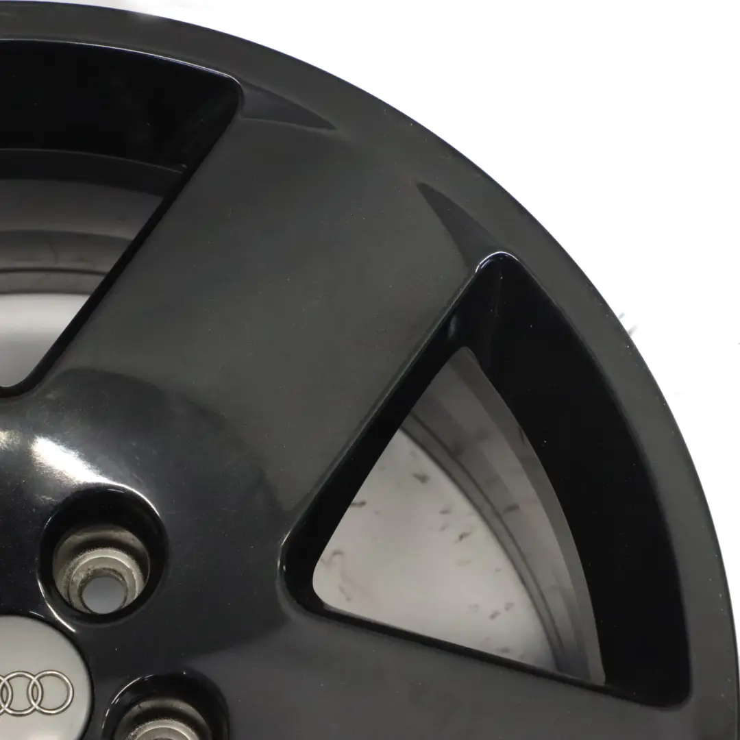 Czarna Felga Aluminiowa 18" 8.5J ET45 Star Spoke 4E0601025M do Audi A8 D3 o numerze 4E0601025M-1 Audi A8 D3 Czarna Felga Aluminiowa 18" 8.5J ET45 Star Spoke 4E0601025M - SKU 4E0601025M-1 - Numer Części 4E0601025M-1