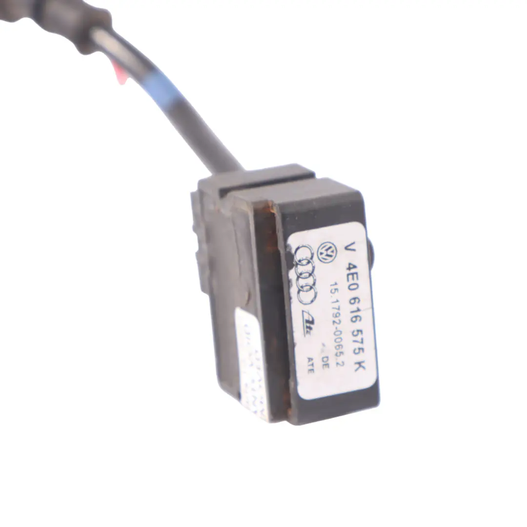 Amortiguador de Aire Sensor Delantero Izquierdo para Audi S8 A8 D3 4E con número de pieza 4E0616575K Audi S8 A8 D3 4E Amortiguador de Aire Sensor Delantero Izquierdo - SKU 4E0616575K - Número de pieza 4E0616575K