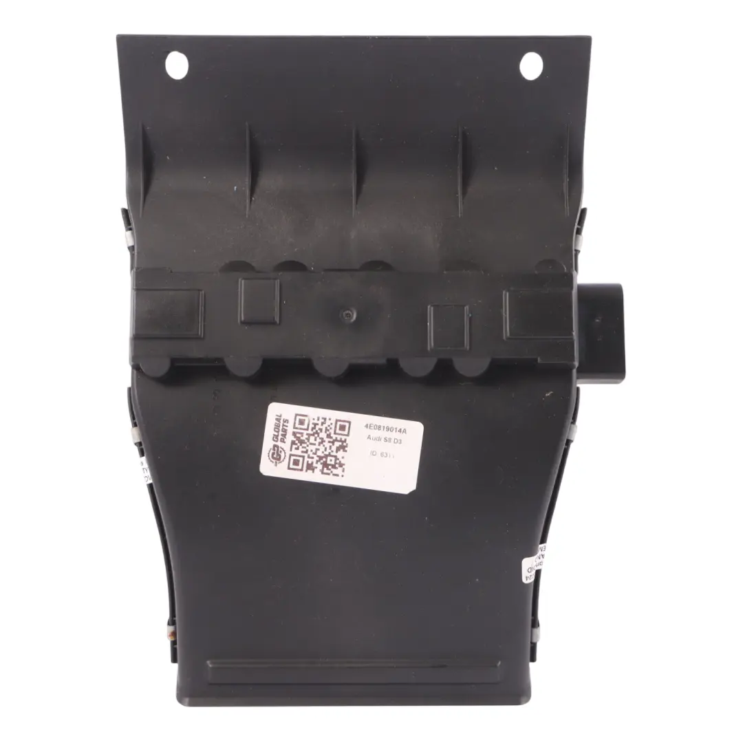 Canal de Aire Calefacción Vent Inferior Trasero Derecho para AUDI S8 D3 con número de pieza 4E0819014A AUDI S8 D3 Canal de Aire Calefacción Vent Inferior Trasero Derecho - SKU 4E0819014A - Número de pieza 4E0819014A