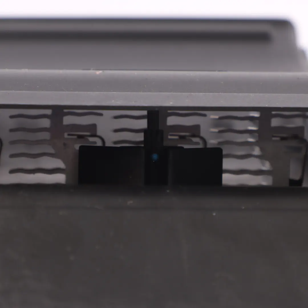 AUDI S8 D3 Luftkanal Heizung Lüftung Unten Hinten Rechts - SKU 4E0819014A - Teilenummer 4E0819014A