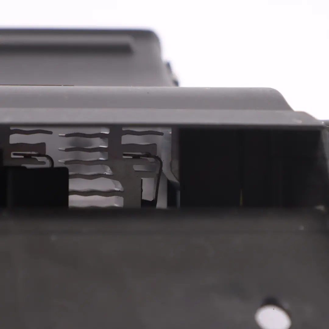 AUDI S8 D3 Luftkanal Heizung Lüftung Unten Hinten Rechts - SKU 4E0819014A - Teilenummer 4E0819014A
