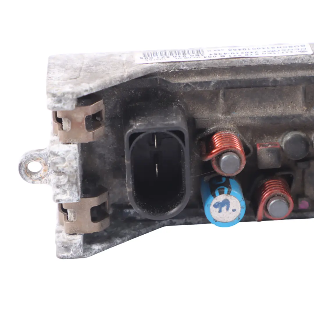 Calentador Ventilador Resistor Regulador Unidad para Audi S8 D3 Motor con número de pieza 4E0820521C Audi S8 D3 Motor Calentador Ventilador Resistor Regulador Unidad - SKU 4E0820521C - Número de pieza 4E0820521C