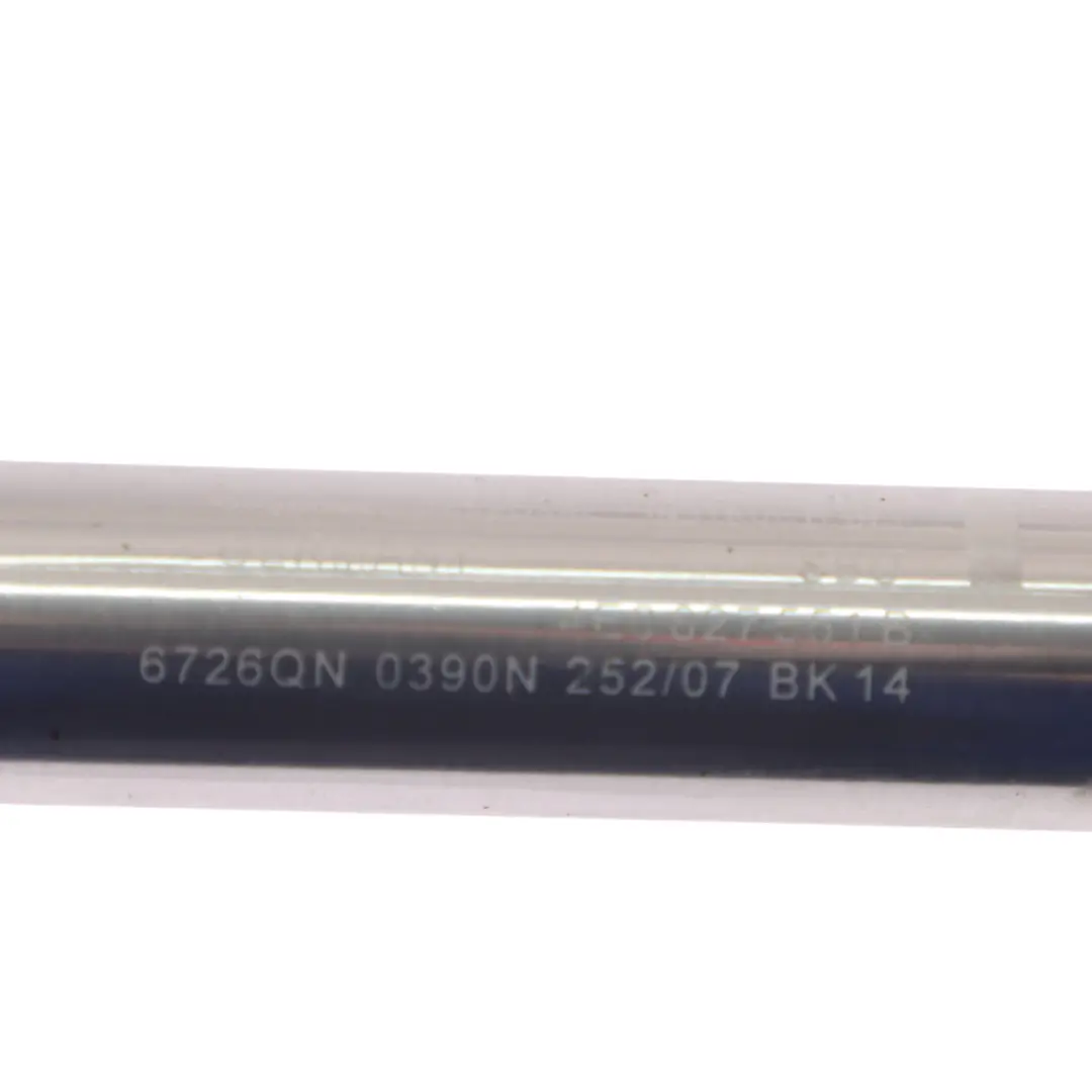 Supporto per molla sollevamento del puntone a gas sinistra per Audi S8 D3 con numero di parte 4E0827551B Audi S8 D3 Supporto per molla sollevamento del puntone a gas sinistra - SKU 4E0827551B - Numero di parte 4E0827551B