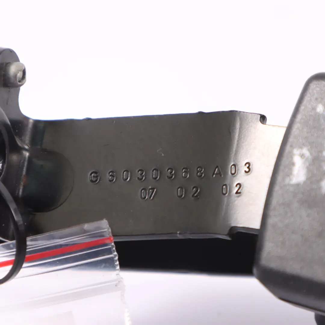 Audi S8 A8 D3 4E Asientos Traseros Hebilla Doble Doble Izquierda - SKU 4E0857739A - Número de pieza 4E0857739A