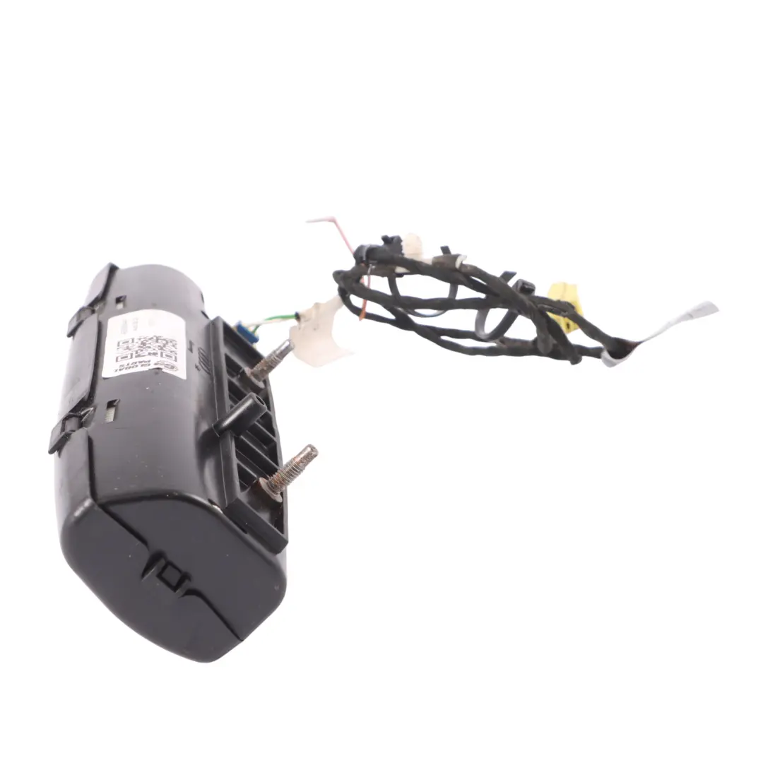 Modulo aria sedile posteriore sinistro per Audi S8 D3 con numero di parte 4E0880441 Audi S8 D3 Modulo aria sedile posteriore sinistro - SKU 4E0880441 - Numero di parte 4E0880441