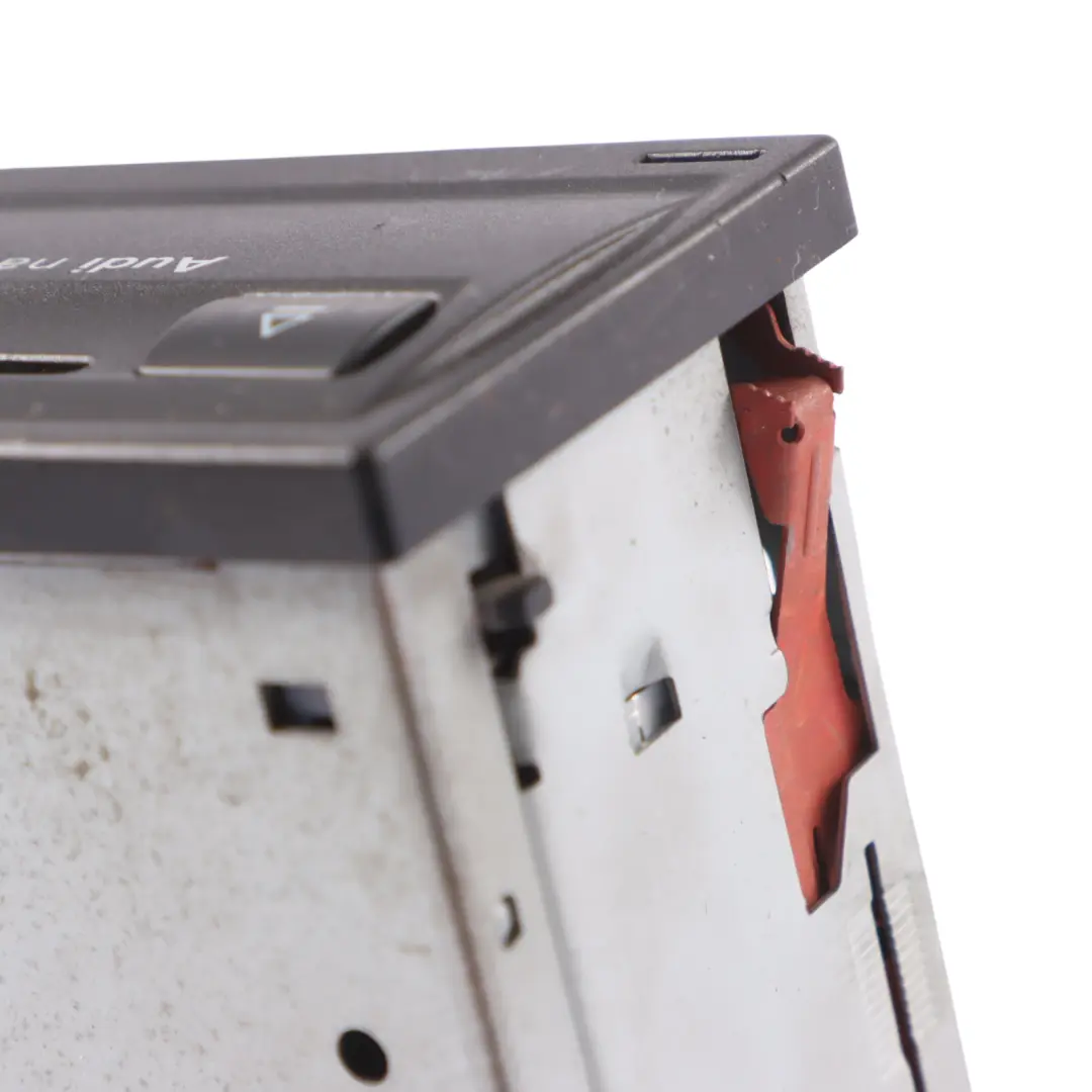 Jednostka Nawigacji Napęd DVD do Audi S8 D3 A6 C6 o numerze 4E0919887M Audi S8 D3 A6 C6 Jednostka Nawigacji Napęd DVD - SKU 4E0919887M - Numer Części 4E0919887M