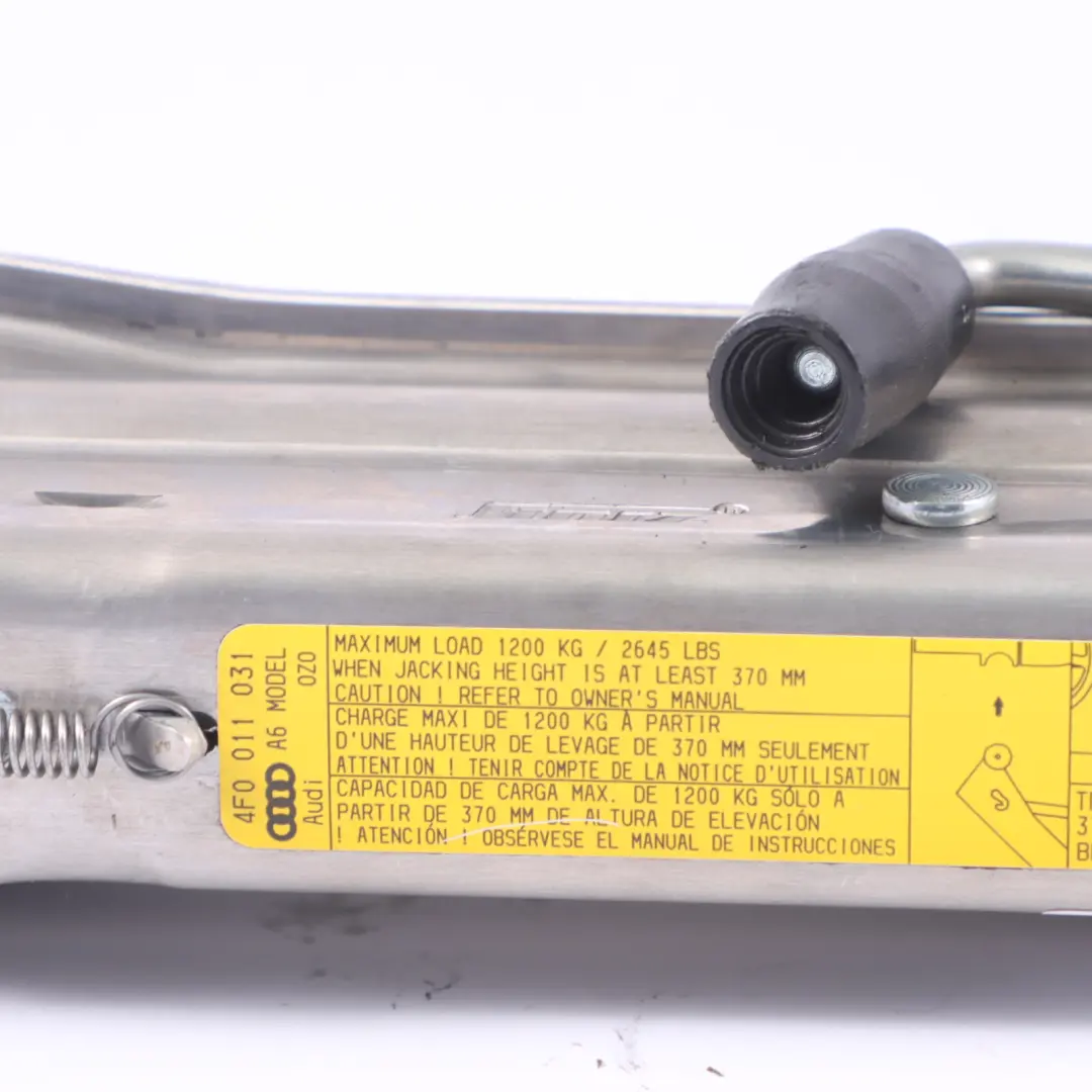 Elevador Gato Herramienta para Coche Elevador Emergencia para Audi A6 C6 con número de pieza 4F0011031H Audi A6 C6 Elevador Gato Herramienta para Coche Elevador Emergencia - SKU 4F0011031H - Número de pieza 4F0011031H