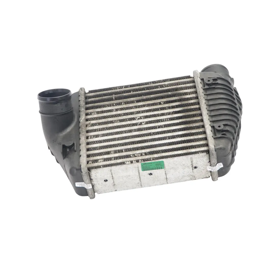 Sinistro Raffreddatore Aria di Carica per Audi A6 C6 2.0 TDI Intercooler con numero di parte 4F0145805AC Audi A6 C6 2.0 TDI Intercooler Sinistro Raffreddatore Aria di Carica - SKU 4F0145805AC - Numero di parte 4F0145805AC