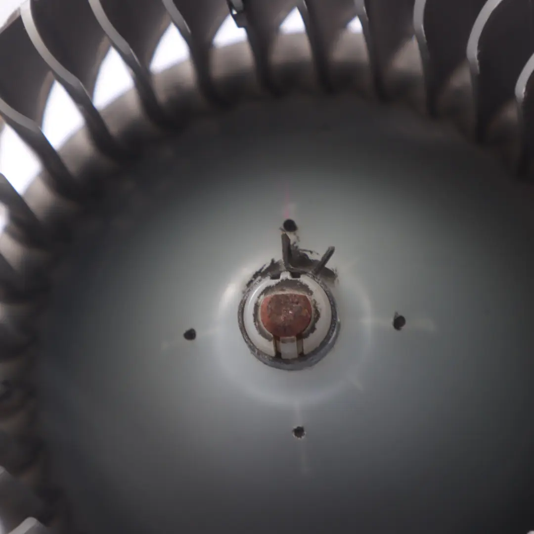 Heizung Gebläsemotor Lüftereinheit 4F0820020A für Audi A6 C6 mit Teilenummer 4F0820020A-1 Audi A6 C6 Heizung Gebläsemotor Lüftereinheit 4F0820020A - SKU 4F0820020A-1 - Teilenummer 4F0820020A-1