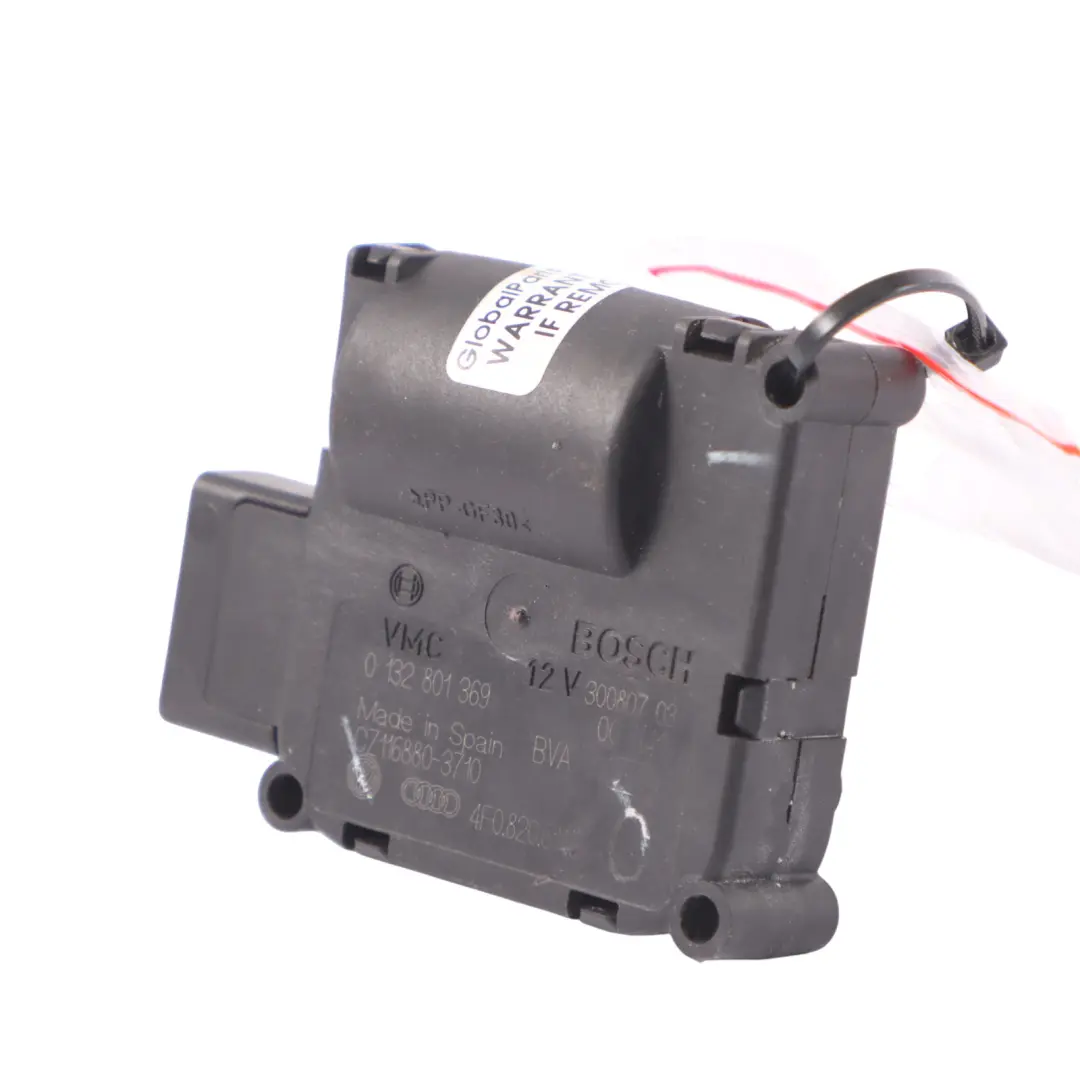 Audi S8 D3 Chauffage A/C Tableau de bord Actionneur volet d'aération - SKU 4F0820511B - Numéro de pièce 4F0820511B